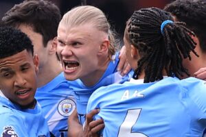 Man City blow title race wide open with enthralling Arsenal win