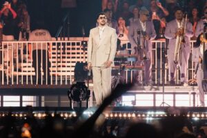 👕 Bad Bunny dons 1966 World Cup jacket