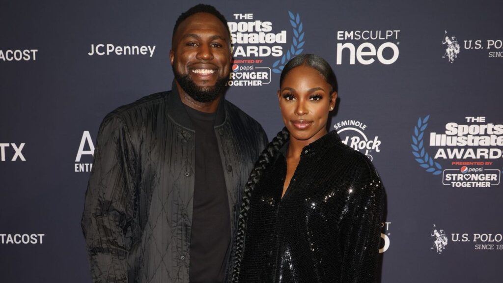 Transfer Update: Stephens, Altidore ending marriage after 4 years