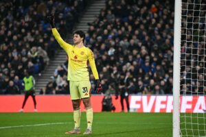 Lammens mitigates ‘chaos’ as United reach top 4