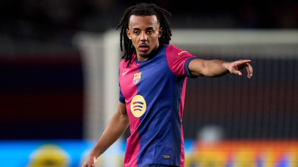 Refs say VAR missed foul on Koundé in Barça loss