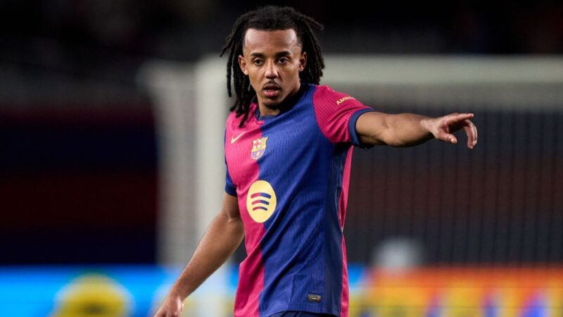 Explained: Refs say VAR missed foul on Koundé in Barça loss