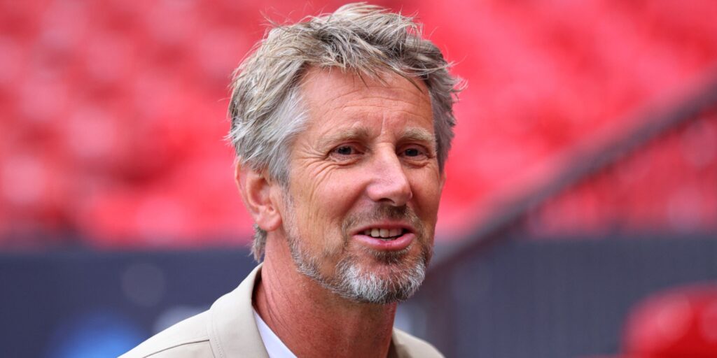 Edwin van der Sar Names His All-Time Greatest Teammates 11