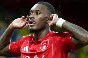 Forest survive Fenerbahce scare to seal EL last-16 place