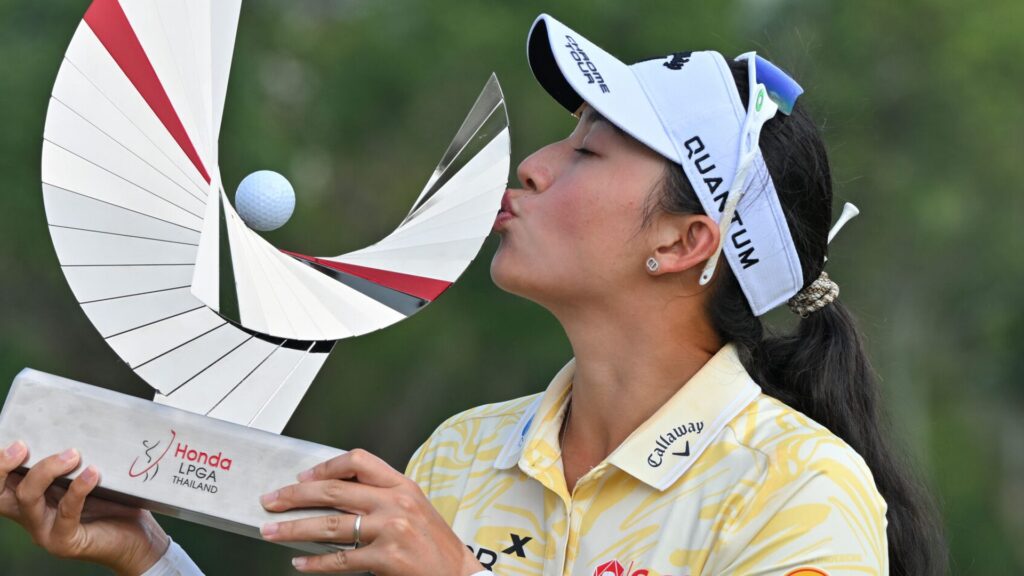 World No 1 Thitikul wins home LPGA Thailand tournament
