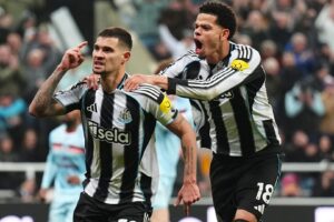 Newcastle and Everton ring the changes LIVE!