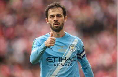 Bernardo Silva formally informs Manchester City he's leaving: report