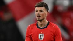 England players will support White – Henderson — Key Details