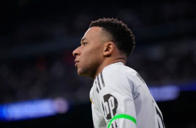 Kylian Mbappé compares his situation to that of CR7 and Di Stéfano following criticism at Real Madrid
