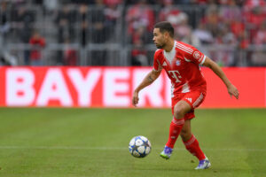 Official: Guerreiro will be free agent after being targeted by Juventus — Full Story