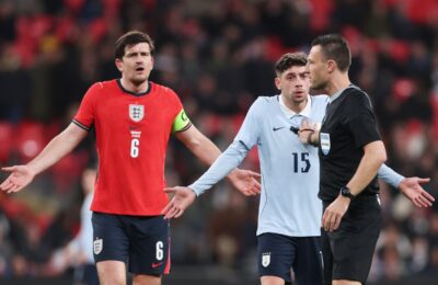 Referee shows Uruguay’s Manuel Ugarte two yellow cards but no red in bizarre error during England draw