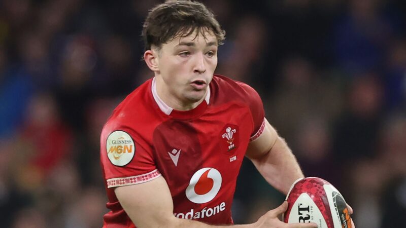 Transfer News: Edwards back at fly-half as Wales make three changes for Ireland