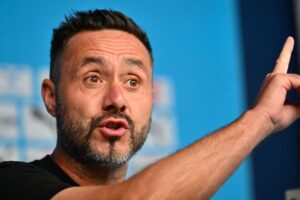 Update: Sources: Spurs pushing for De Zerbi this season