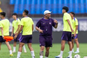 Trial by Fire for interim coach Roberto Losada as Hong Kong takes on India in AFC Asian Cup 2027 qualifier