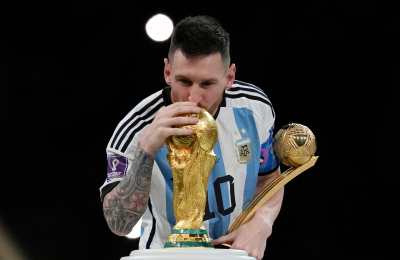 What's Lionel Messi's current negative streak heading into the World Cup, and how might he make up for it?