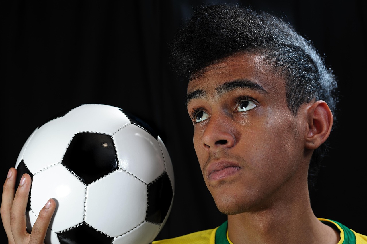 Estêvão's World Cup Participation in Doubt Due to Hamstring Injury