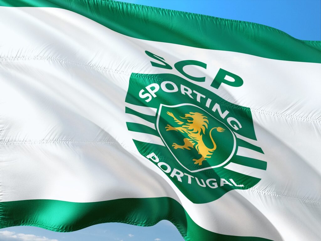 Man United target all-round midfield beast in €45m deal ahead of UCL return