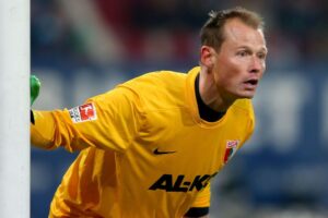Alex Manninger, former Arsenal keeper, dies at 48 — Full Story