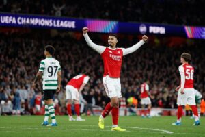 Analysis: Anxious Arsenal survive in Champions League but must snap out of troubling mindset