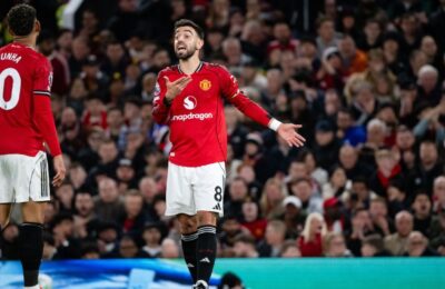 Are Manchester United back? Leeds' performance suggests they're not