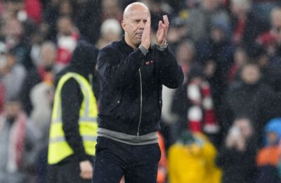 Arne Slot boosted by Liverpool display but fears serious Hugo Ekitike injury