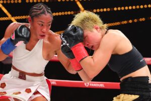 Baumgardner dismisses Dubois after retaining unified titles