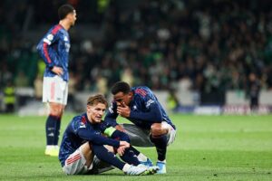 BBC reporter reveals what Martin Odegaard was seen doing immediately after being taken off against Sporting