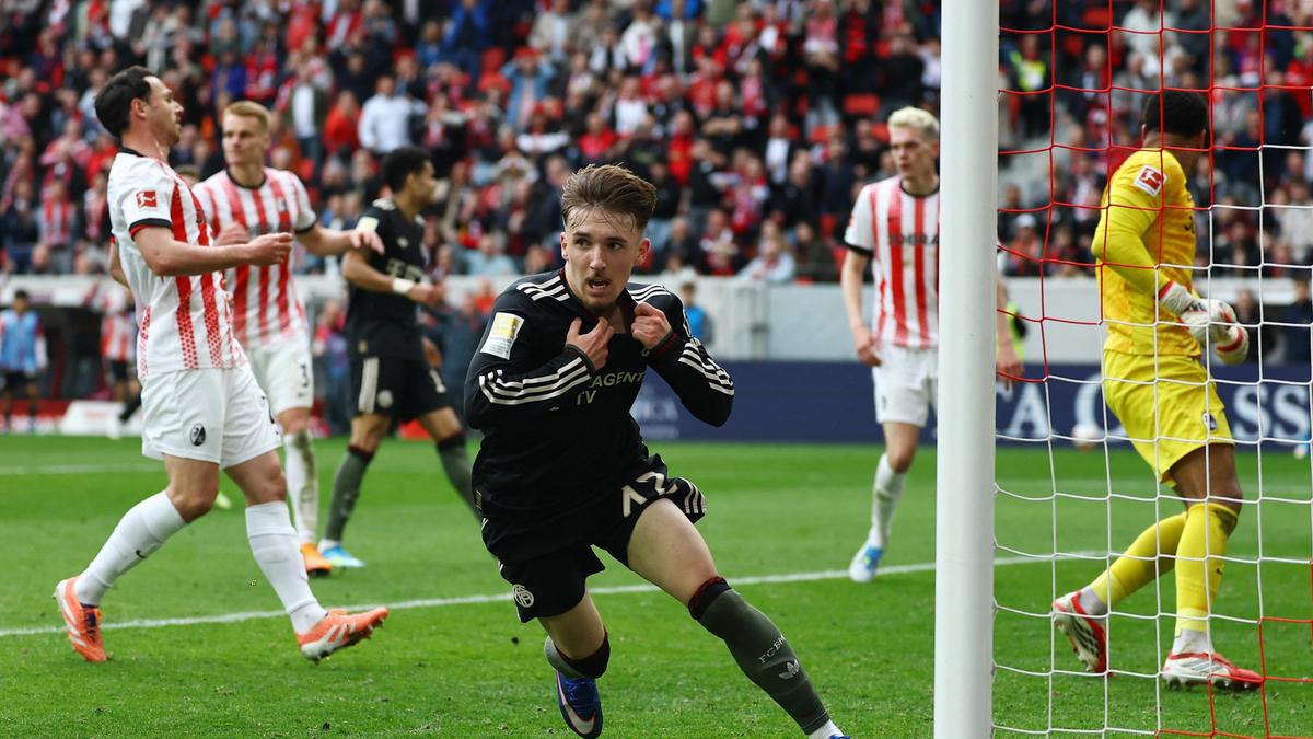 Bundesliga 2025 26: Karl scores late winner as Bayern Munich completes comeback against Freiburg