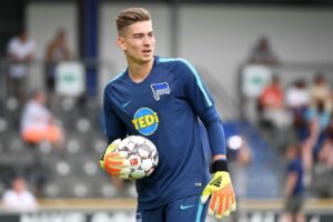 Cesena’s Jonathan Klinsmann breaks neck in game