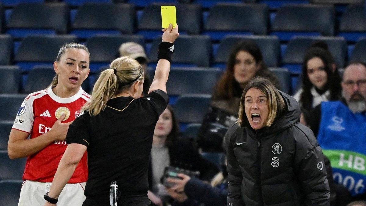 Chelsea manager Bompastor furious as Arsenal reach women’s Champions League semis
