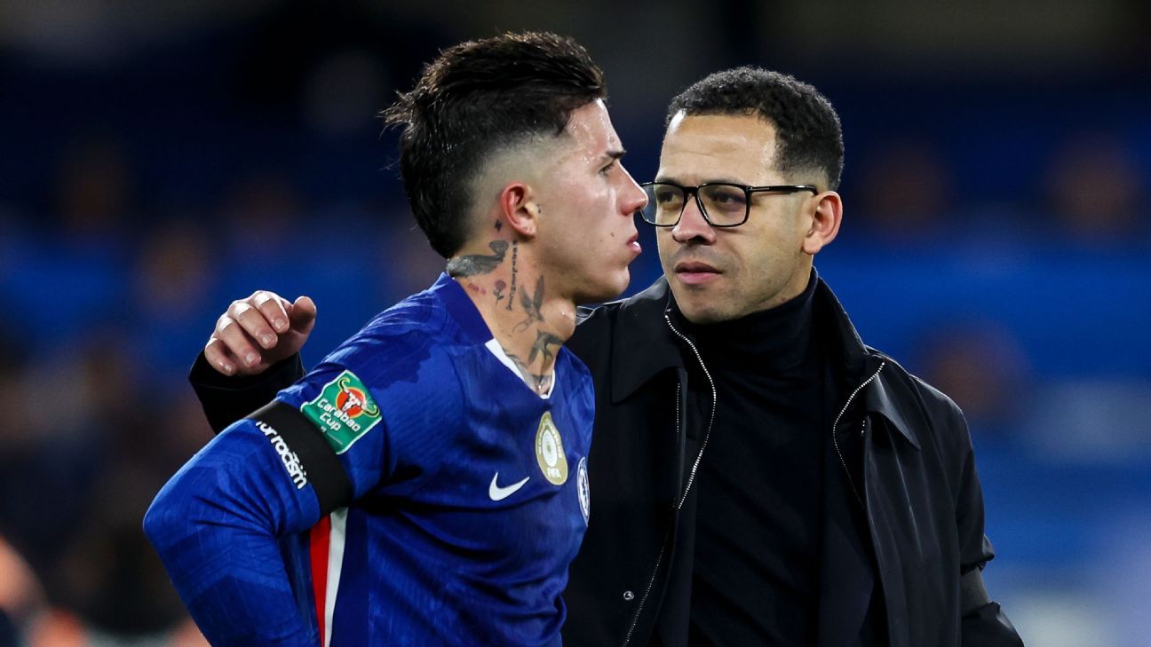 Chelsea's Rosenior: Enzo sorry, but still out vs. City