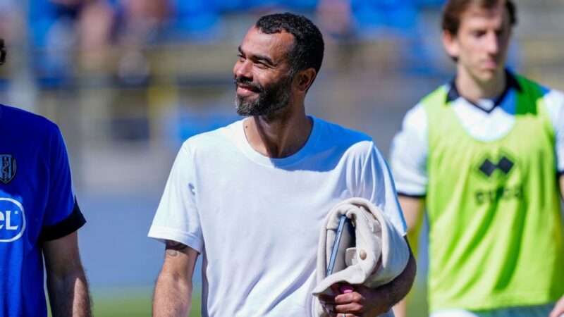 Cole: ‘Discouraged’ by coaching opps. in England — Key Details