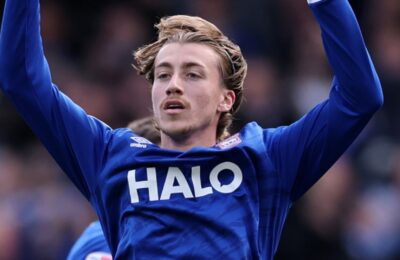 Controversial late penalty moves Ipswich second after Boro draw