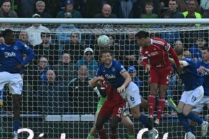 Everton vs Liverpool LIVE, Premier League: Van Dijk’s late header helps Liverpool beat Everton 2-1 in Derby