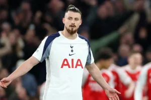‘First Thing’ – Ex-Tottenham Star Tells Roberto De Zerbi What To Prioritise