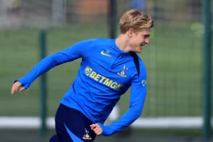 ‘Flatly Said No’ – Tottenham Rebuffed PL Interest In 20-year-old