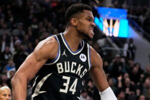 Giannis and Bucks potentially heading for divorce as war of words ramps up — Key Details