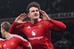 Harry Maguire signs new Man United contract