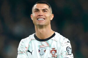 How Cristiano Ronaldo Has Achieved Incredible Ripped Physique in His 40s