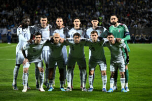 How old will the current Italy squad be at the start of the 2030 FIFA World Cup?