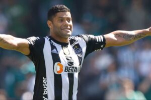 Hulk Took One of Football’s Most Powerful Free-Kicks vs Santos — Key Details