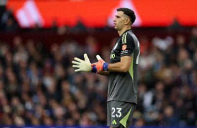 Is Emi Martinez injured? Early Aston Villa team news as goalkeeper hope revealed