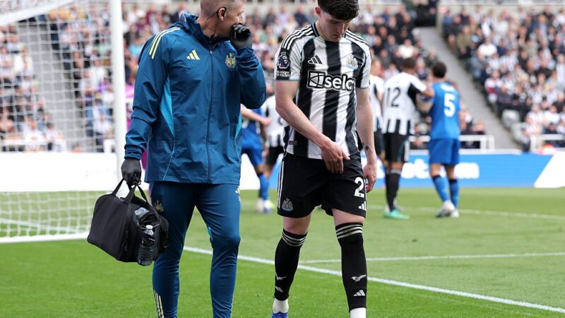 Is Tino Livramento injured this weekend? Injury latest on Newcastle United full-back