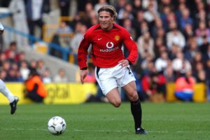 ‘It was hard to believe they wanted me – it took me a few weeks to realise it was serious’ Diego Forlan on earning his big Manchester United move in 2002