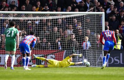 Jean Philippe Mateta scores late penalty as Crystal Palace pile more pressure on Eddie Howe and Newcastle