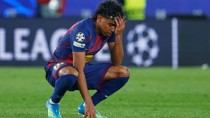 Lamine Yamal injury sparks alarm at Barcelona as Flick reveals first clues about his condition