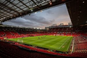 Manchester United looking to close £39m midfielder as first summer signing: report