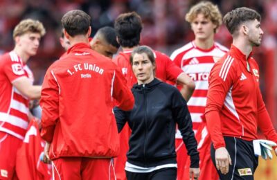 Marie Louise Eta beaten in historic first match