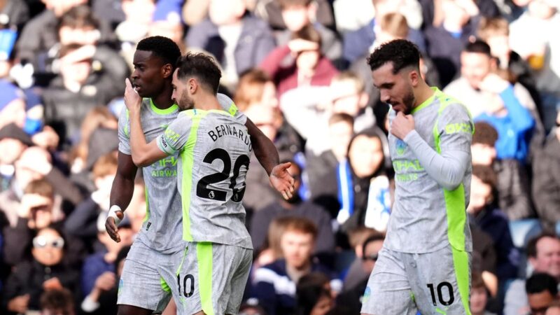 Analysis: Monday’s briefing: Man City keep heat on Arsenal as De Zerbi loses on Spurs bow