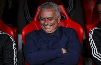 Newcastle eye Real Madrid target Jose Mourinho to lead the Magpies